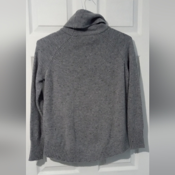 C&C California Woolblend Gray Cowl Neck Sweater - Picture 4 of 5